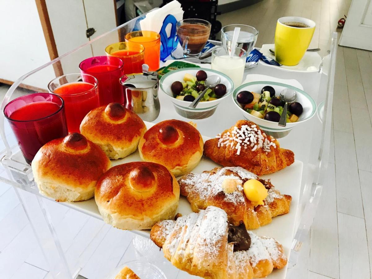 B&B La Bella Vita Palermo Bagian luar foto