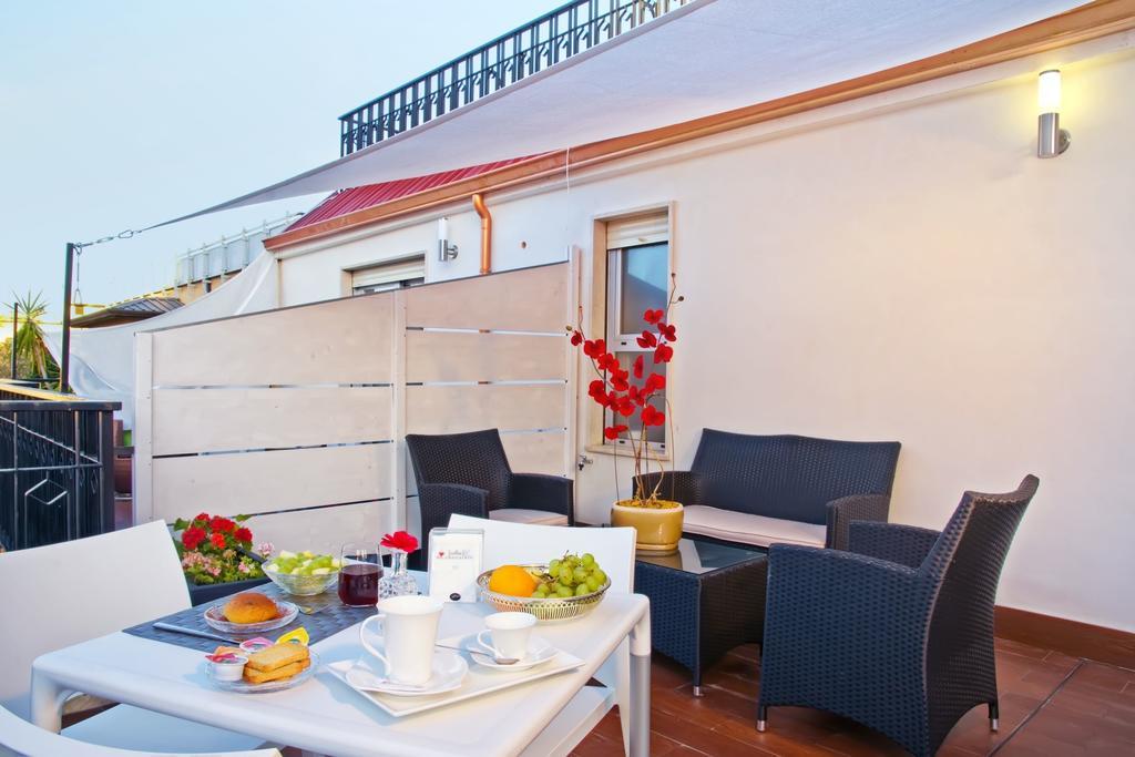 B&B La Bella Vita Palermo Bagian luar foto