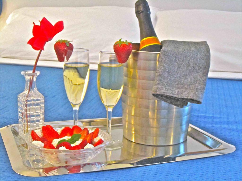 B&B La Bella Vita Palermo Bagian luar foto