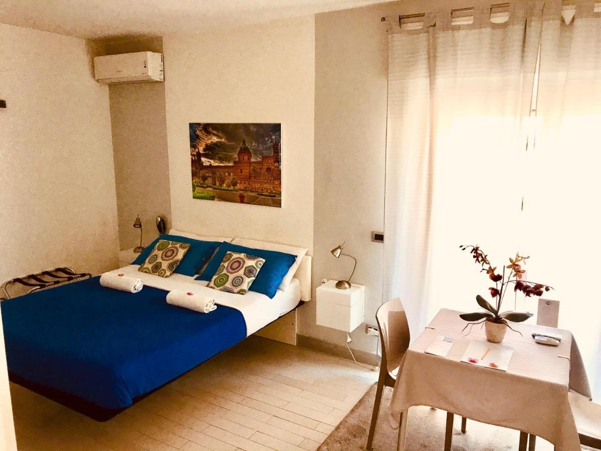 B&B La Bella Vita Palermo Bagian luar foto