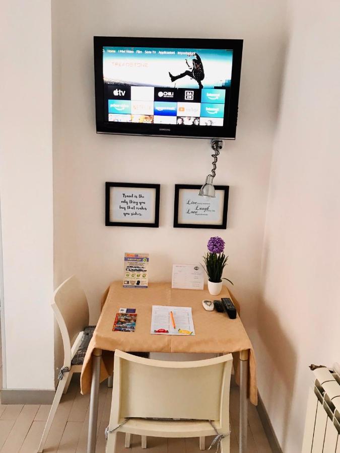 B&B La Bella Vita Palermo Bagian luar foto